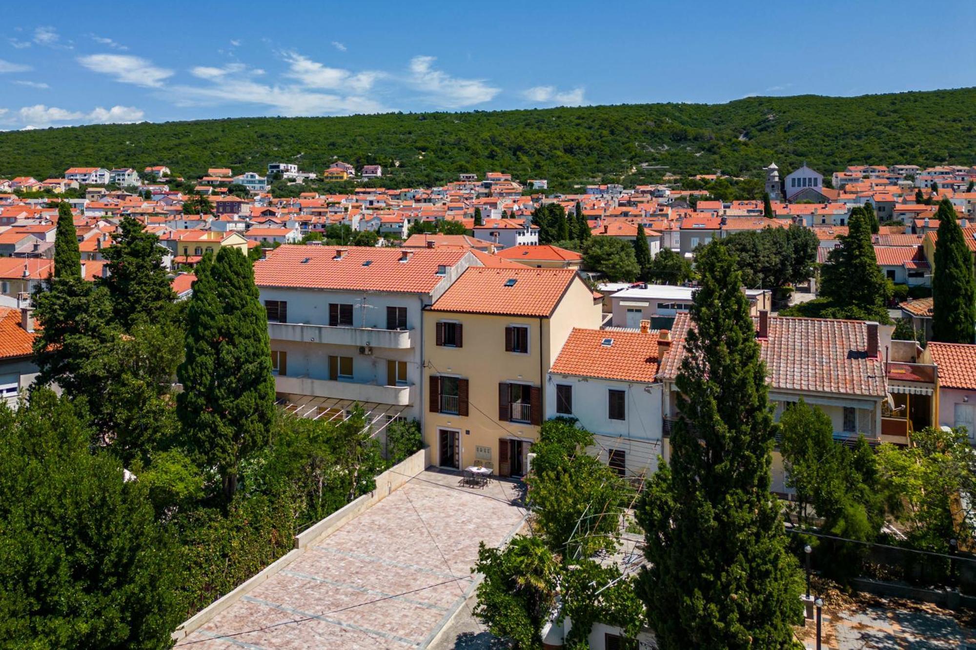 Seafront Apartment Nana 1 And 2 - Happy Rentals Punat Kültér fotó